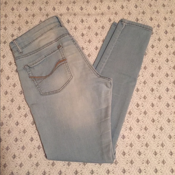 SOLD - Picture 4 of 5